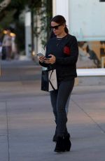 JENNIFER GARNER Out and About in Brentwood 12/04/2018