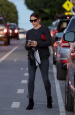 JENNIFER GARNER Out and About in Brentwood 12/04/2018