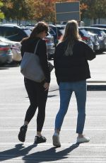JENNIFER GARNER Out and About in Los Angeles 12/02/2018