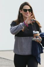 JENNIFER GARNER Out and About in Santa Monica 12/12/2018