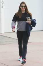 JENNIFER GARNER Out and About in Santa Monica 12/12/2018