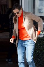 JENNIFER GARNER Out Christmas Shopping in Brentwood 12/20/2018
