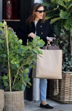 JENNIFER GARNER Out in Brentwood 12/03/2018