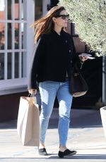 JENNIFER GARNER Out in Brentwood 12/03/2018