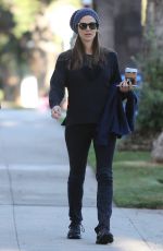 JENNIFER GARNER Out in Los Angeles 12/19/2018
