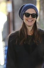 JENNIFER GARNER Out in Los Angeles 12/19/2018