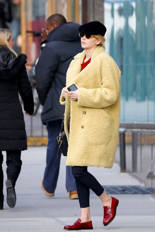 JENNIFER LAWRENCE Heading to a Salon in New York 12/19/2018