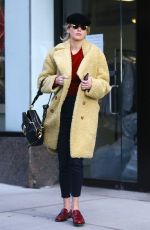 JENNIFER LAWRENCE Heading to a Salon in New York 12/19/2018