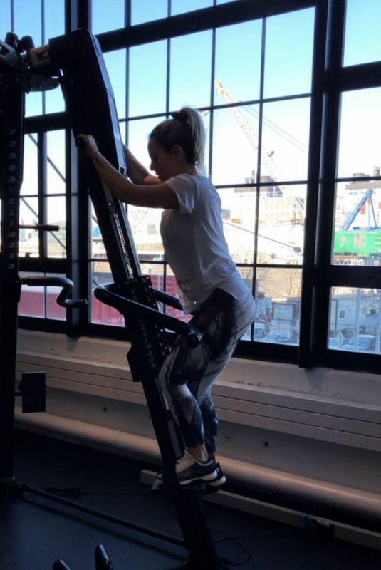 JOANNA JOJO LEVESQUE Working Out at a Gym, Instagram Video