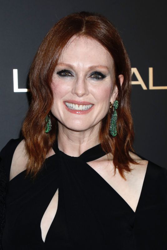 JULIANNE MOORE at L