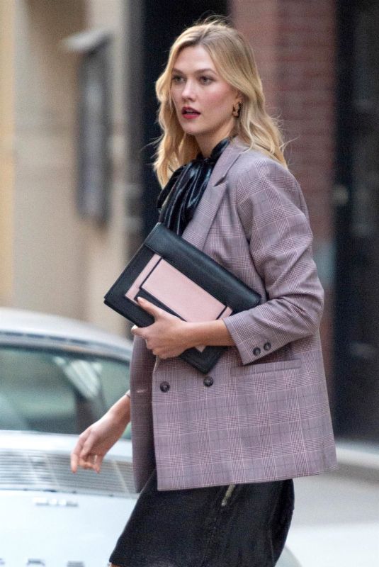 KARLIE KLOSS at Estee Lauder Photoshoot in New York 12/12/2018