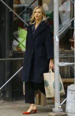 KARLIE KLOSS Out Shopping in New York 11/30/2018