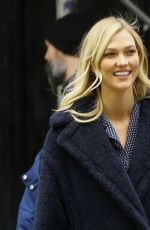 KARLIE KLOSS Out Shopping in New York 11/30/2018