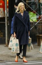 KARLIE KLOSS Out Shopping in New York 11/30/2018