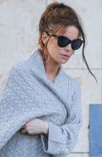 KATE BECKINSALE Has a Vehicle Accident in Los Angeles 11/30/2018