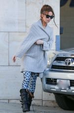 KATE BECKINSALE Has a Vehicle Accident in Los Angeles 11/30/2018