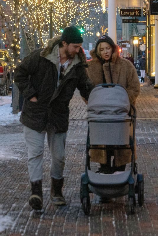 KATE HUDSON and Danny Fujikawa Out in Aspen 12/23/2018