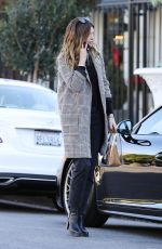 KATHERINE SCHWARZENEGGER Shopping at Veronica Beard in West Hollywood 12/29/2018
