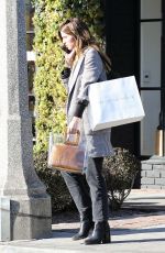 KATHERINE SCHWARZENEGGER Shopping at Veronica Beard in West Hollywood 12/29/2018