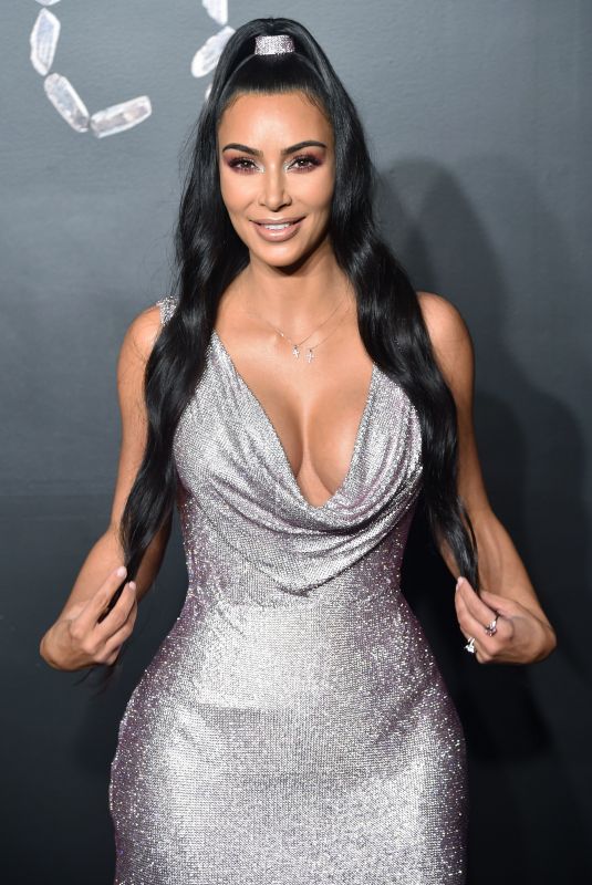 KIM KARDASHIAN at Versace Pre-fall 2019 Fashion Show in New York 12/02/2018