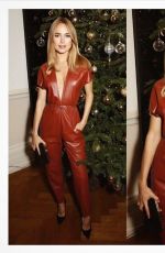 KIMBERLEY GARNER, Instagram Pictures, December 2018