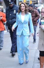 KIMBERLY WILLIAMS-PAISLEY Arrives at Good Morning America in New York 12/04/2018