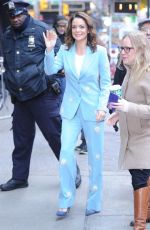 KIMBERLY WILLIAMS-PAISLEY Arrives at Good Morning America in New York 12/04/2018