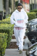 KOURTNEY KARDASHIAN Out and About in Calabasas 12/02/2018