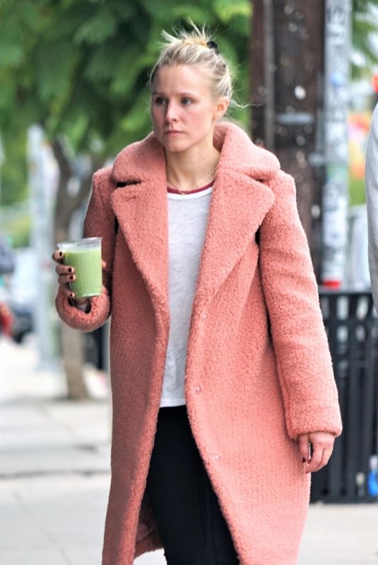 KRISTEN BELL Out and About in Los Feliz 12/05/2018