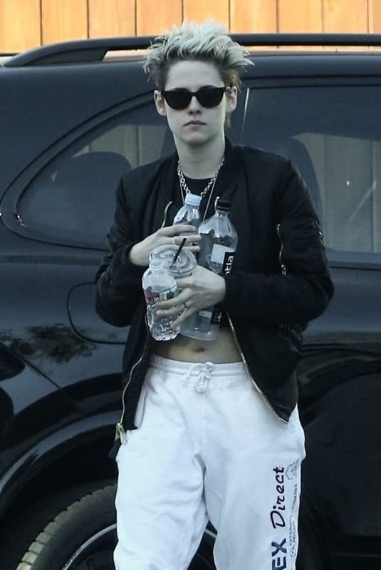 KRISTEN STEWART Arrives at Sara Dinkin’s House in Los Angeles 12/27/2018