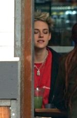 KRISTEN STEWART Out for Lunch in Loa Angeles 12/14/2018