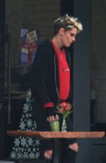 KRISTEN STEWART Out for Lunch in Loa Angeles 12/14/2018