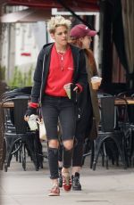 KRISTEN STEWART Out for Lunch in Loa Angeles 12/14/2018