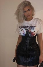 KYLIE JENNER - Instagram Pictures, December 2018