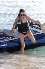 LAUREN SILVERMAN Jet Skiing and Paddleboarding in Barbados 12/12/2018