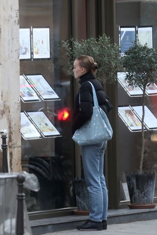 LILY-ROSE DEPP and VANESSA PARADIS Out in Paris 12/19/2018