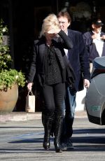 LONI ANDERSON Out Shopping in Los Angeles 12/19/2018