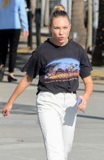 MADDIE ZIEGLER Out Shopping in Los Angeles 12/17/2018