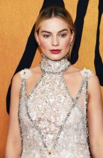 MARGOT ROBBIE at Mary Queen of Scots Premiere in New York 12/04/2018