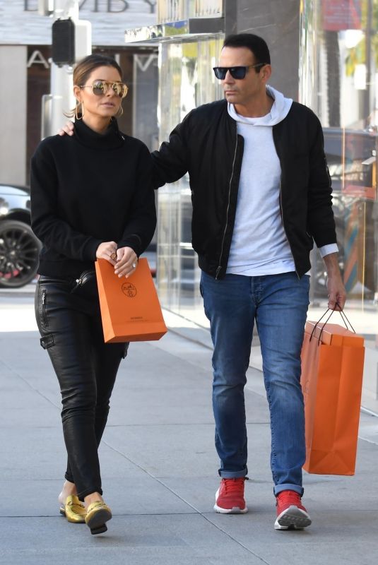 MARIA MENOUNOS and Keven Undergaro Out Shopping in Beverly Hills 12/21/2018