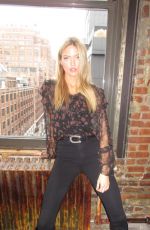 MARTHA HUNT - Instagram Pictures