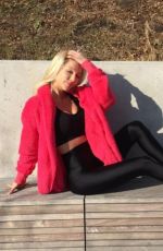 MIRIAM MCDONALD - Instagram Pictures, December 2018