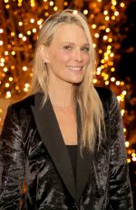 MOLLY SIMS at Razhel Zoe Palisades Village Holiday Celebration in Los Angeles 11/28/2018