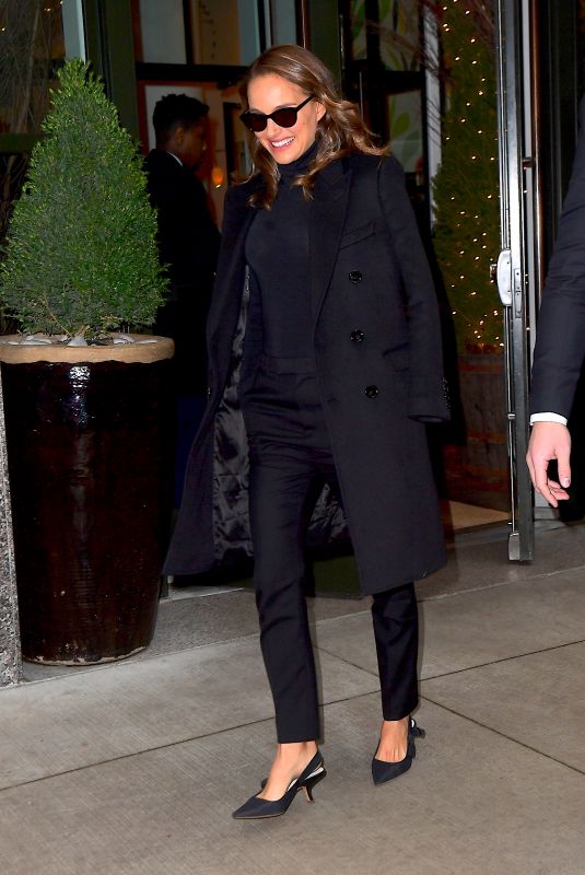 NATALIE PORTMAN Arrives at Tonight Show Starring Jimmy Fallon 12/12/2018