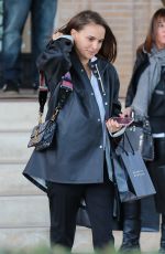 NATALIE PORTMAN Shopping at Barneys New York in Beverly Hills 12/06/2018