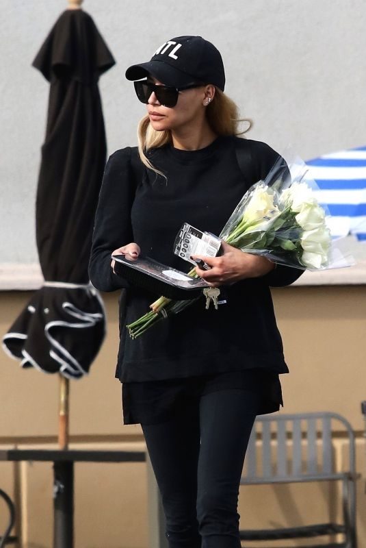 NAYA RIVERA Shopping at Gelson’s Marker in Los Angele 12/23/2018