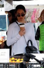 NIKKI BELLA Shopping at Farmer