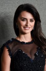PENELOPE CRUZ at Chanel Metiers D
