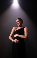Pregnant MEGHAN MARKLE at British Fashion Awards in London 12/10/2018