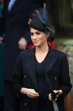 Pregnant MEGHAN MARKLE at Christmas Day Church Service in King